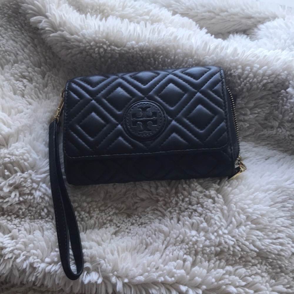 Great condition! No scratches